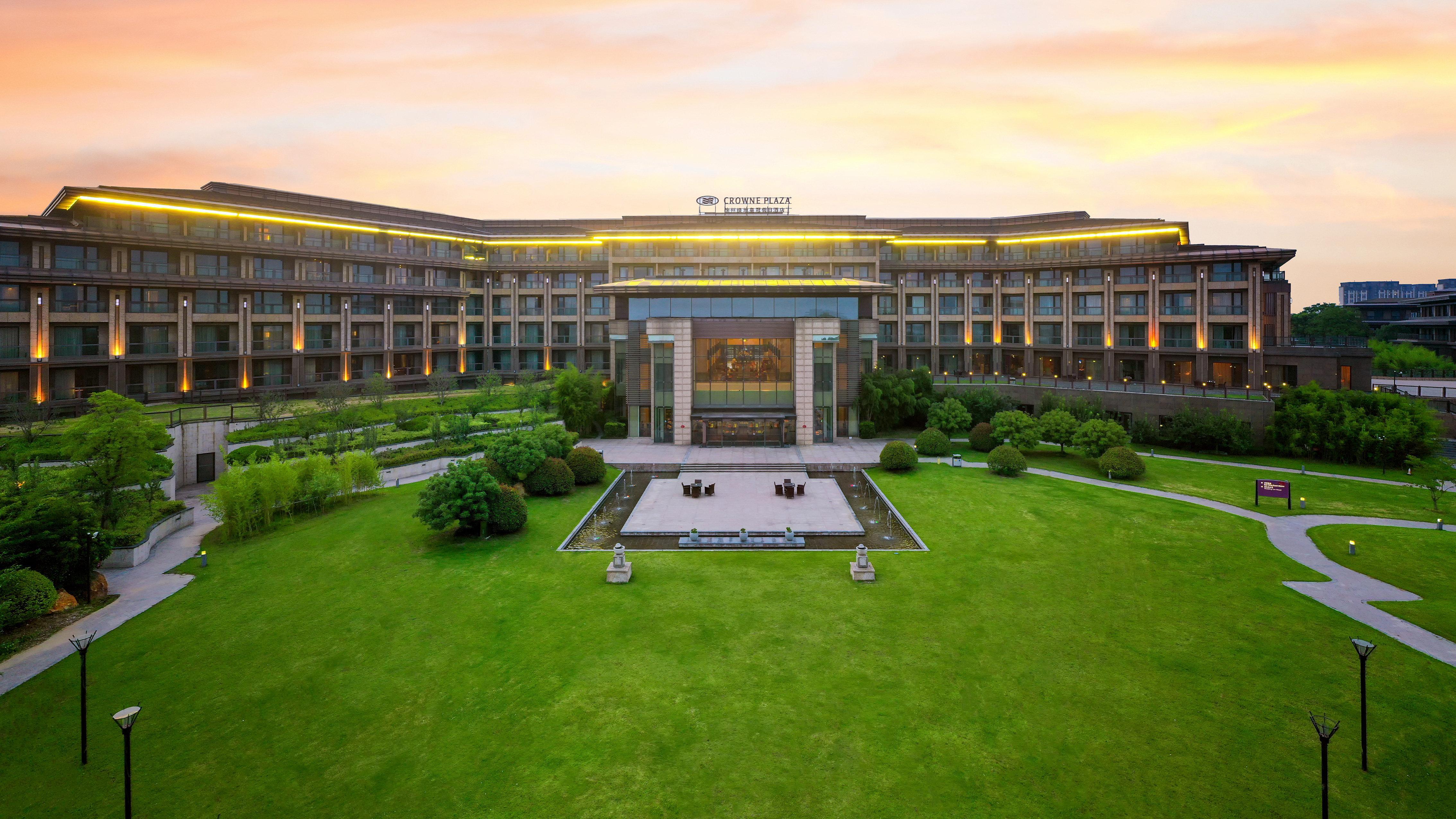 Crowne Plaza Xuzhou Dalong Lake By Ihg Exteriör bild