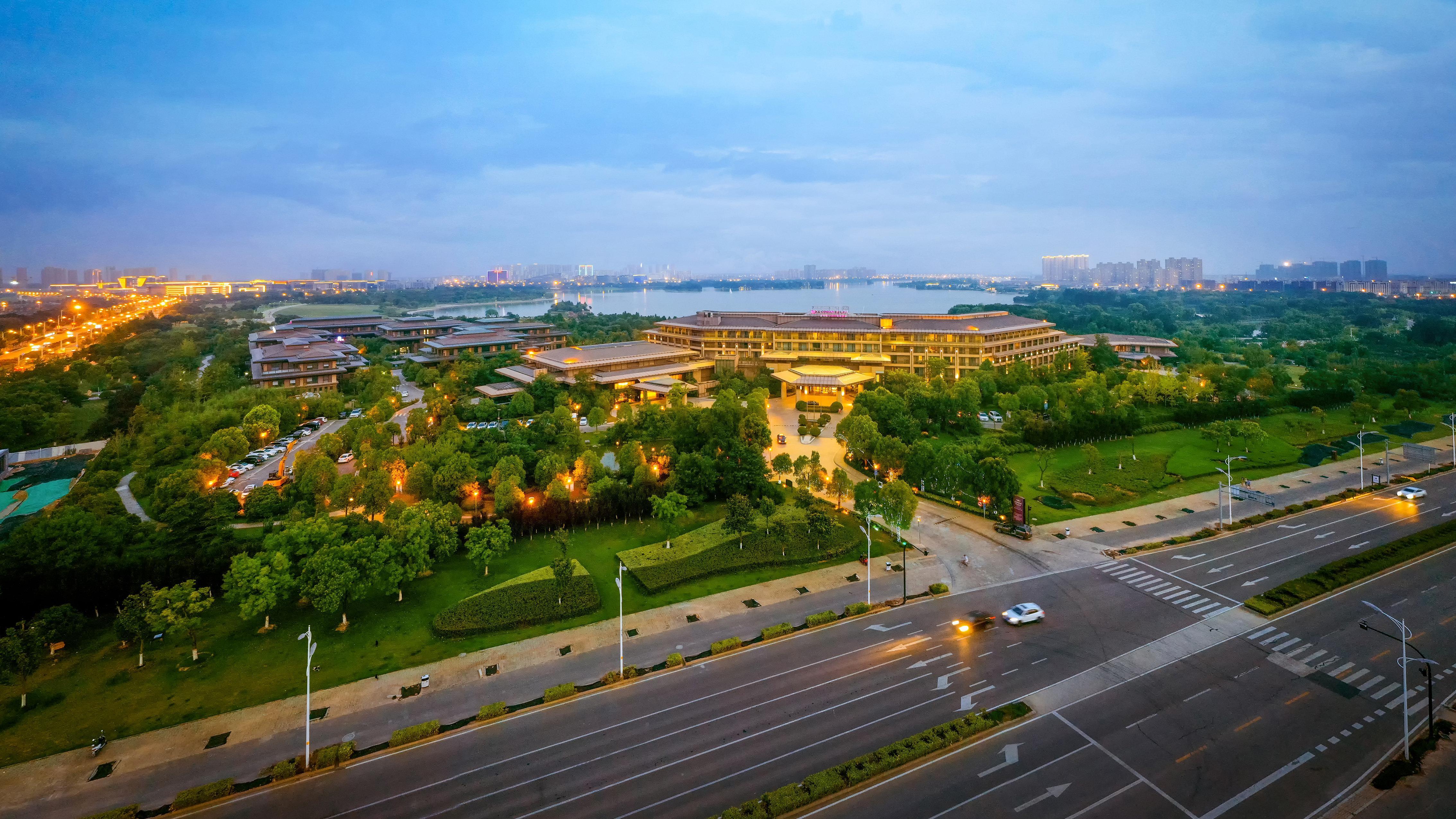 Crowne Plaza Xuzhou Dalong Lake By Ihg Exteriör bild