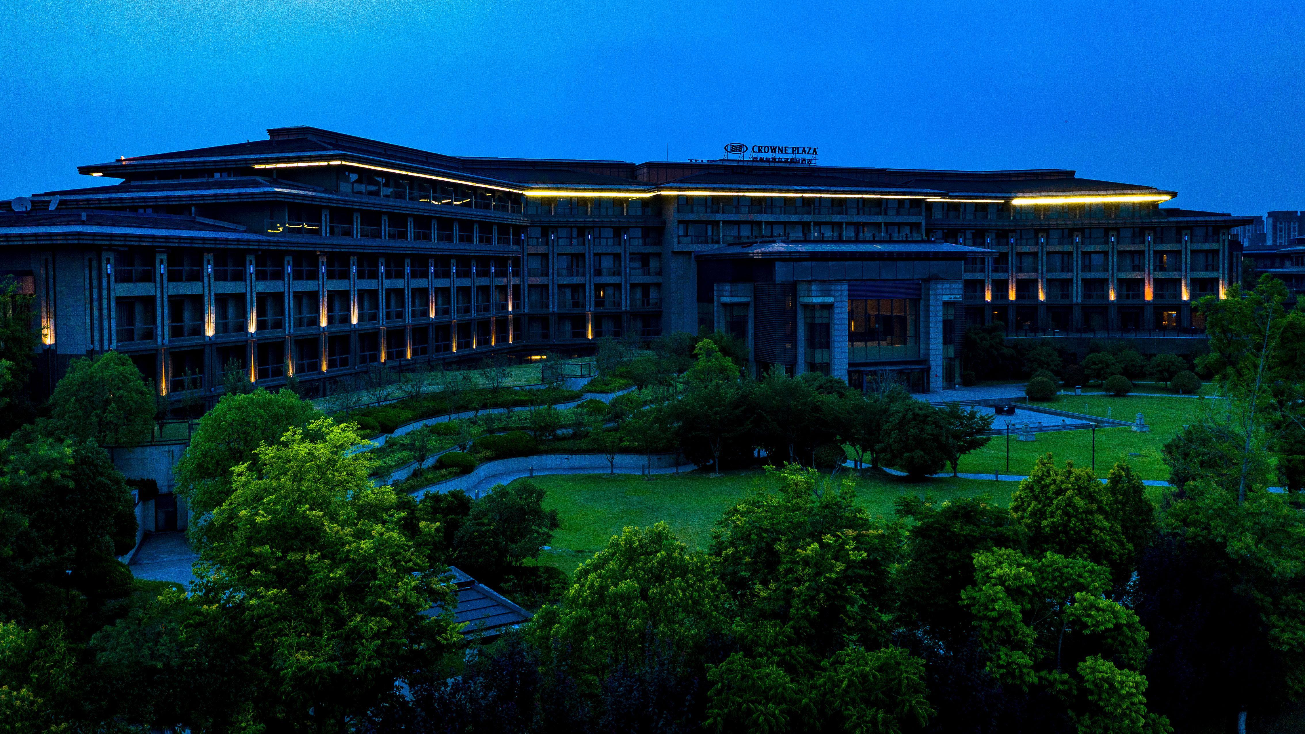Crowne Plaza Xuzhou Dalong Lake By Ihg Exteriör bild
